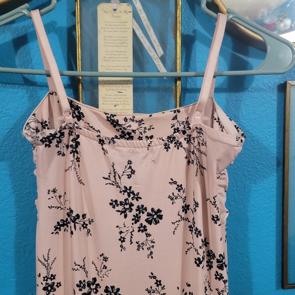 Urban Heritage Asymmetrical Pink Floral Dress - Picture 8 of 9